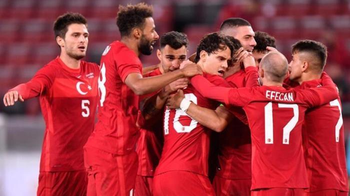Son dakika | Bayern Munihten Ozan Tufan bombası