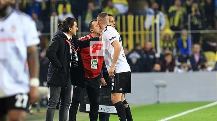 Burak Yılmaz çıldırdı Alper Ulusoya patladı İşte o anlar...