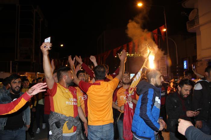 Türkiyenin dört bir yanında Galatasaray sevinci