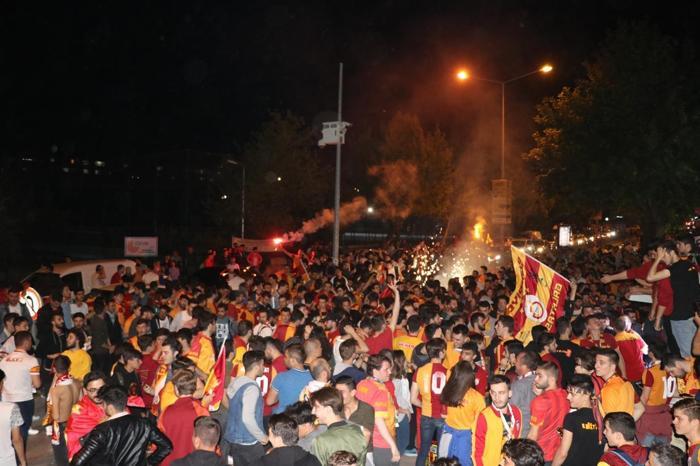 Türkiyenin dört bir yanında Galatasaray sevinci