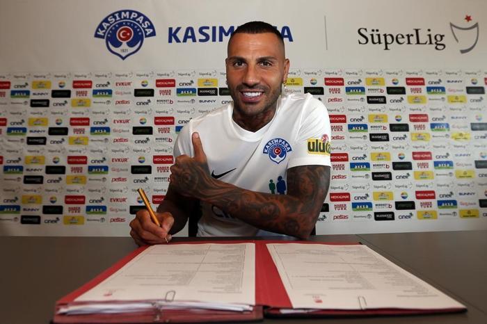Kasımpaşa Beşiktaştan Quaresmayı transfer etti