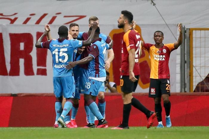 Trabzon yerel basını Galatasaray - Trabzonspor maçını manşetlere taşıdı: İstanbulu fethettik