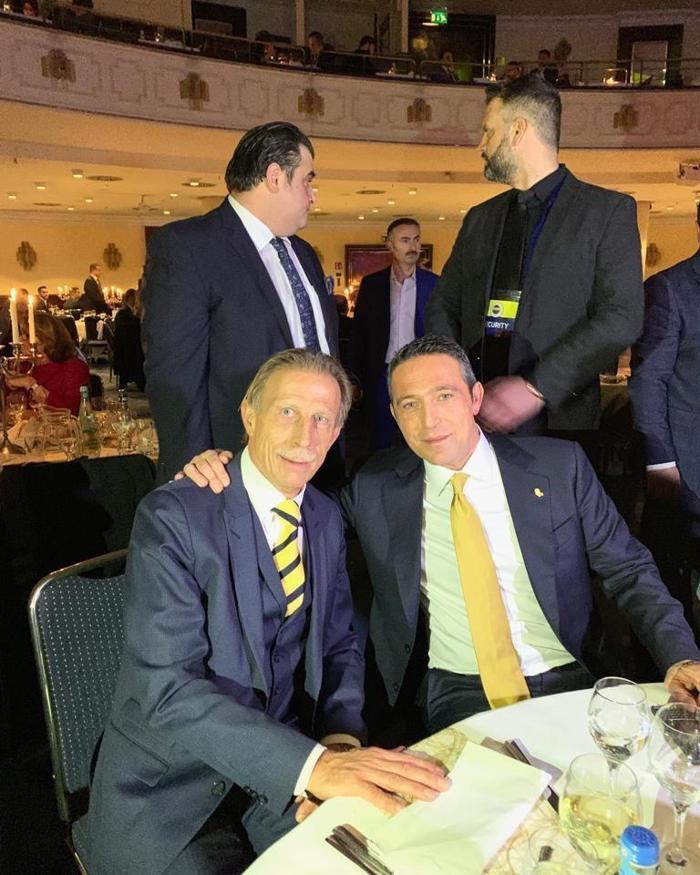 Christoph Daum: Hooijdonku Galatasaraya kaptırmamak için Aziz Yıldırım ile Hollandaya gittik