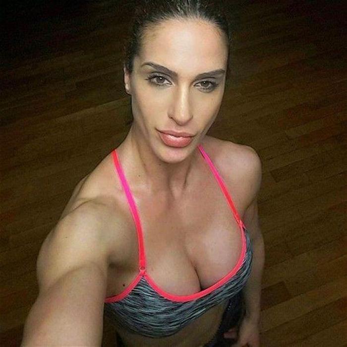 Fitness şampiyonu Deniz Eke kayıp ilanı verdi