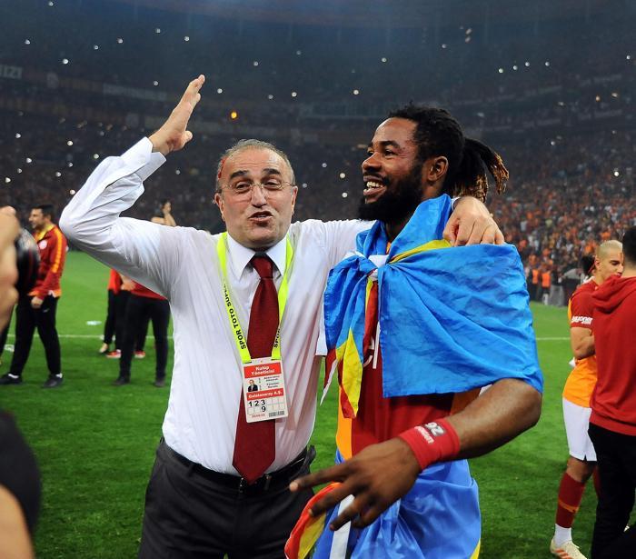 Galatasarayın şampiyonluğu sonrası Türk Telekom alev aldı