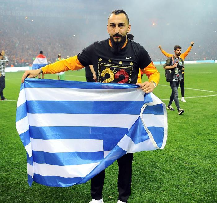 Galatasarayın şampiyonluğu sonrası Türk Telekom alev aldı