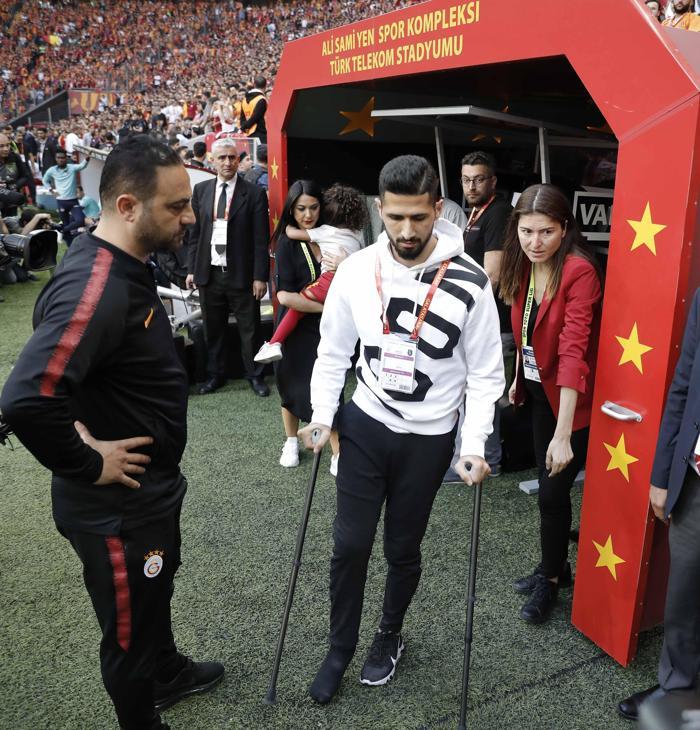 Galatasaray - Başakşehir maçında büyük olay Ortalık karıştı...