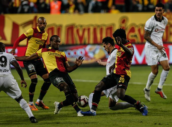 Fanatik yazarlarının Göztepe - Beşiktaş maçı yorumları