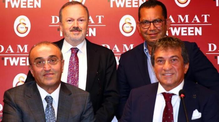 Galatasarayın toplantısında gergin anlar