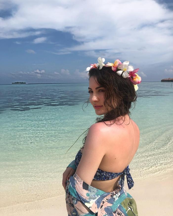 Burcu Özberk Fenerbahçeli Ulaş Kıyak ile aşk yaşıyor