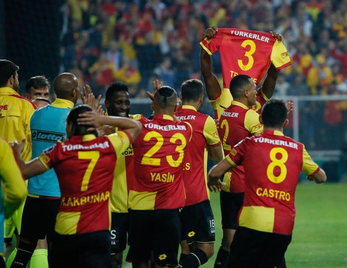Fırat Aydınusun yardımına Caner Erkin koştu