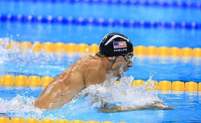 Michael Phelps, 2168 yıllık rekoru kırdı