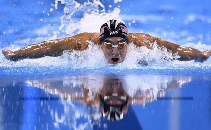 Michael Phelps, 2168 yıllık rekoru kırdı