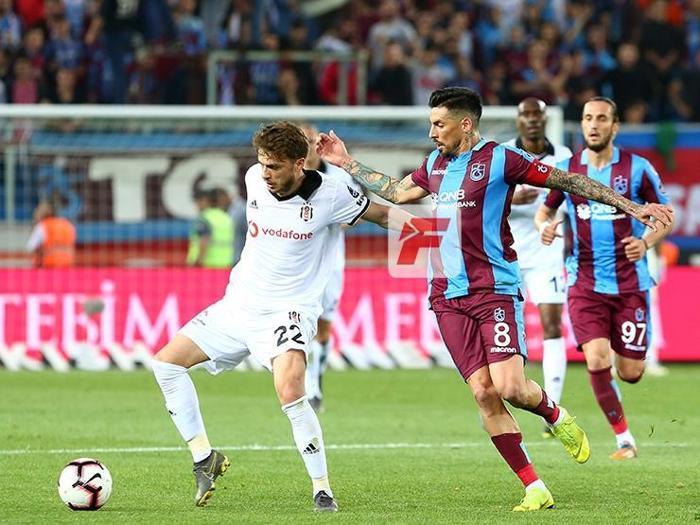 Güntekin Onaydan flaş sözler: Son 2 sezonun sonuncusu Beşiktaş