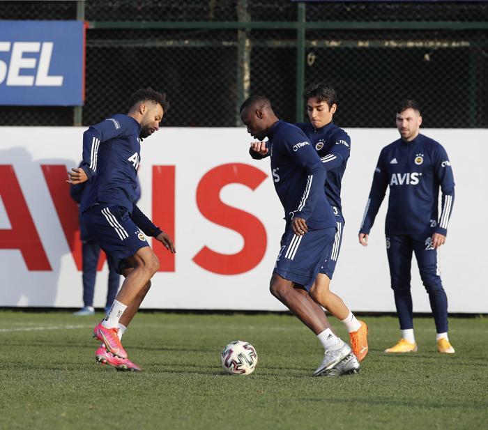 Fenerbahçeye müjde Marcel Tisserand dönüyor