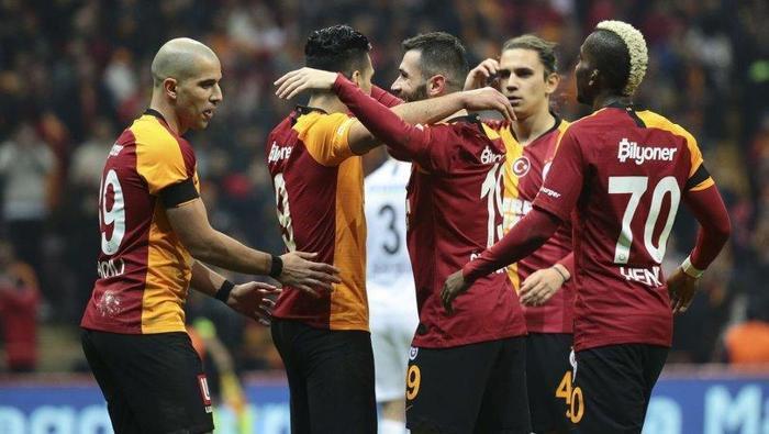 SON DAKİKA Galatasarayın Beşiktaş 11i (Muhtemel) Fatih Terimin yıkım timi...