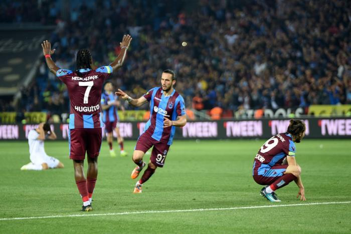Fanatik yazarlarının Trabzonspor - Beşiktaş maçı yorumları