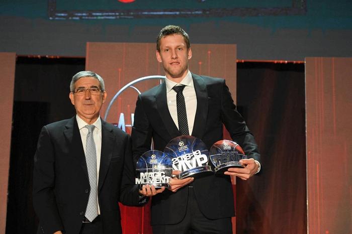 EuroLeaguede sezonun ödülleri sahiplerini buldu
