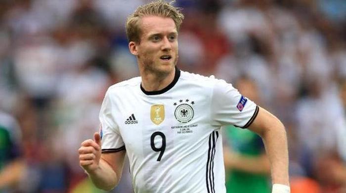 20. Andre Schürrle (25)