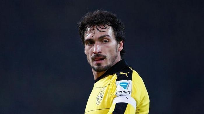 12. Mats Hummels (27)
