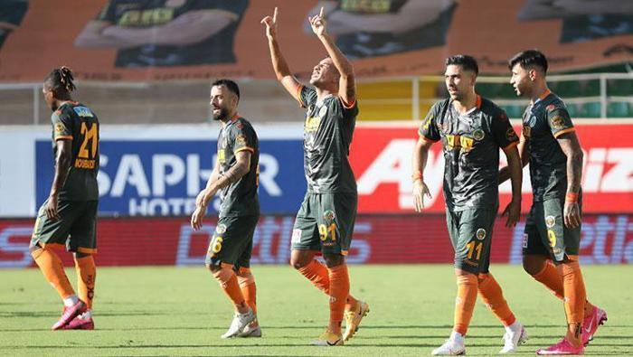 2020-21 sezonunda hat-trick yapan ilk oyuncu: Davidson
