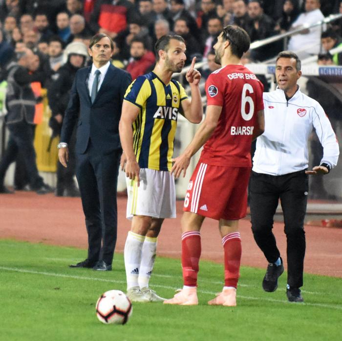 Kısa mesaj (Mehmet Demirkol)
