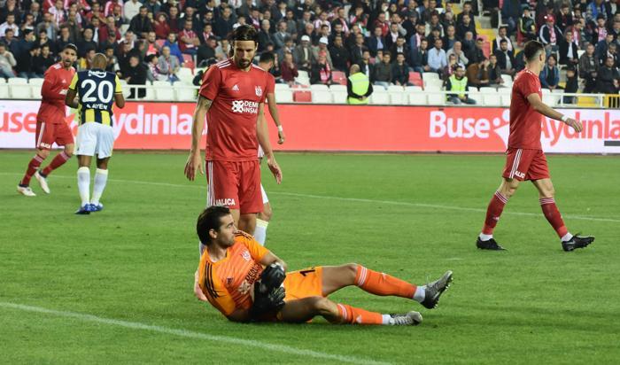 Fanatik yazarlarının Sivasspor - Fenerbahçe maçı yorumları