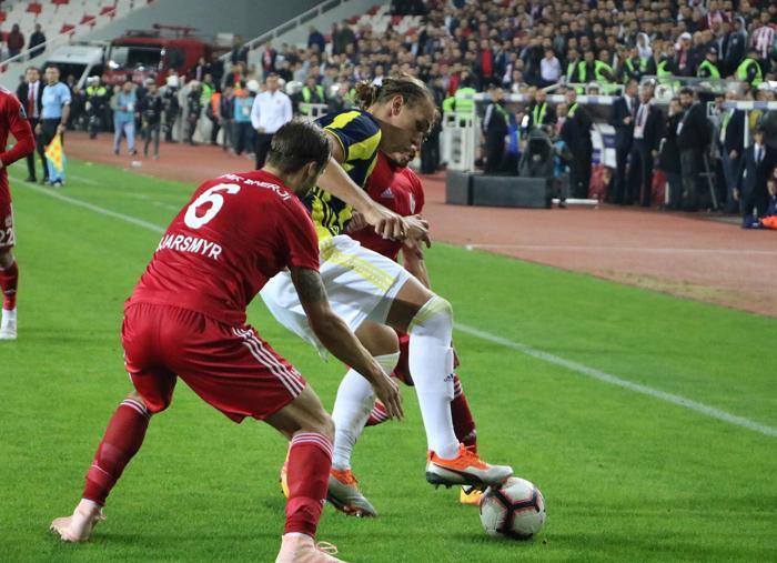 Fanatik yazarlarının Sivasspor - Fenerbahçe maçı yorumları