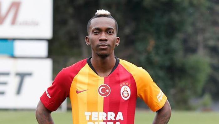 Galatasarayda Onyekuru sorunu çözülemedi Yakında gidiyor...