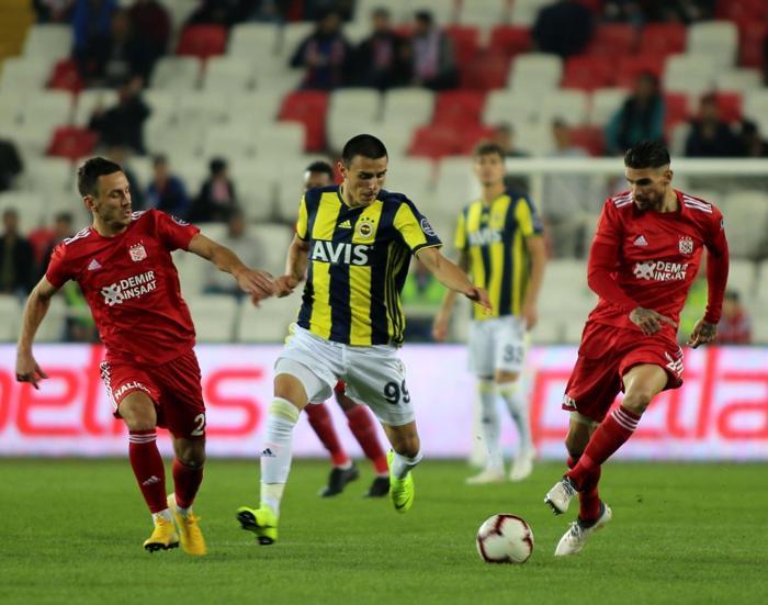 Fanatik yazarlarının Sivasspor - Fenerbahçe maçı yorumları