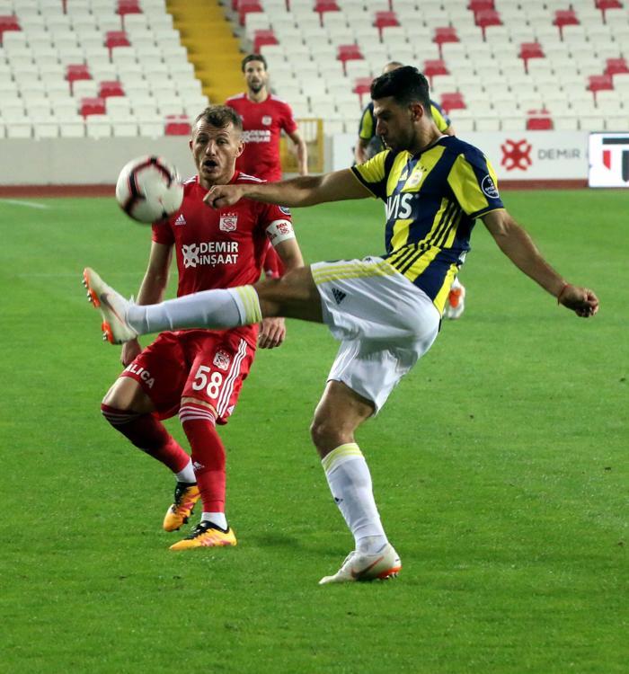 Fanatik yazarlarının Sivasspor - Fenerbahçe maçı yorumları