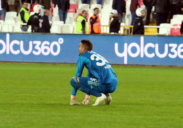 Fanatik yazarlarının Sivasspor - Fenerbahçe maçı yorumları