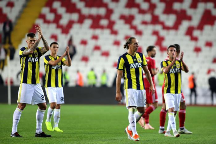 Fanatik yazarlarının Sivasspor - Fenerbahçe maçı yorumları