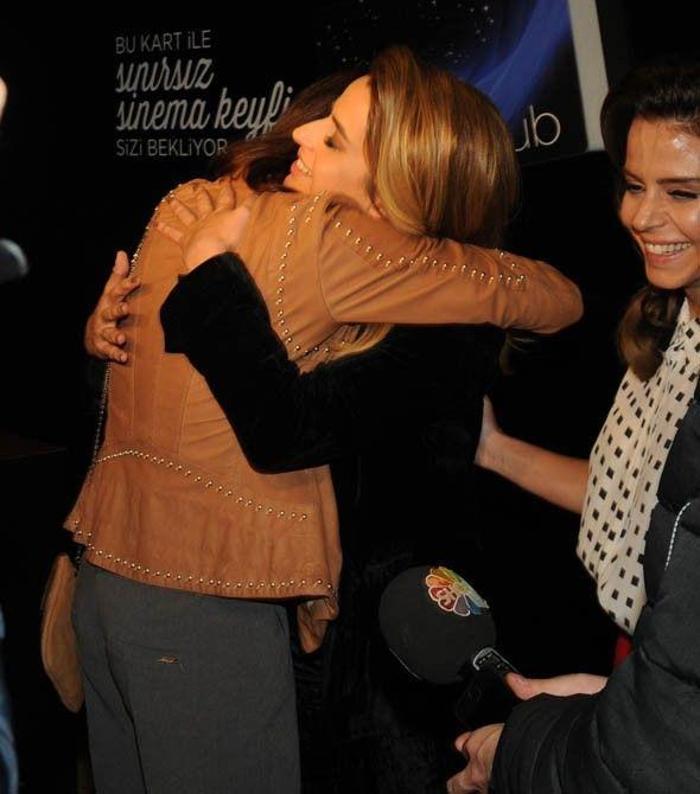 Caner Erkin ile Şükran Ovalı evleniyor...