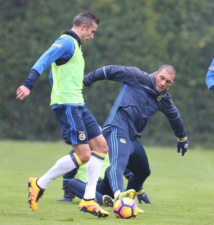 Fenerbahçenin Galatasaray maçı muhtemel 11i