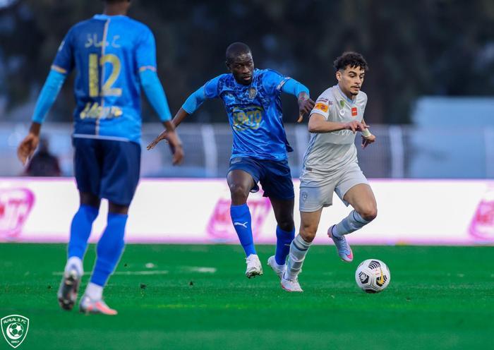Bafetimbi Gomisten 4 gol Al Hilali tek başına taşıyor