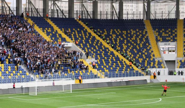 Mert Nobre futbolu bıraktı