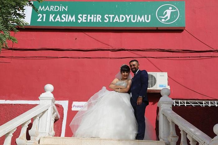 Amatör ligde futbolcu - hakem aşkı