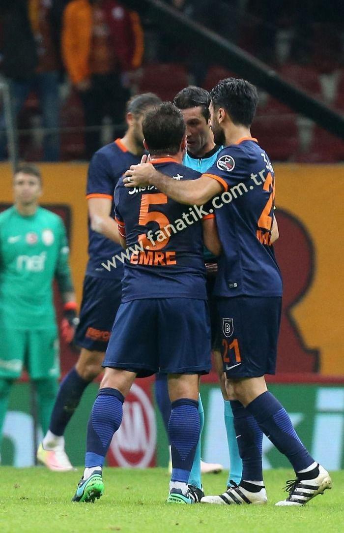 Galatasaray-Başakşehir maçından kareler