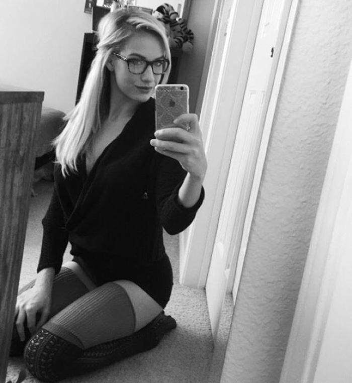 Golfçü Paige Spiranac Instagramı salladı