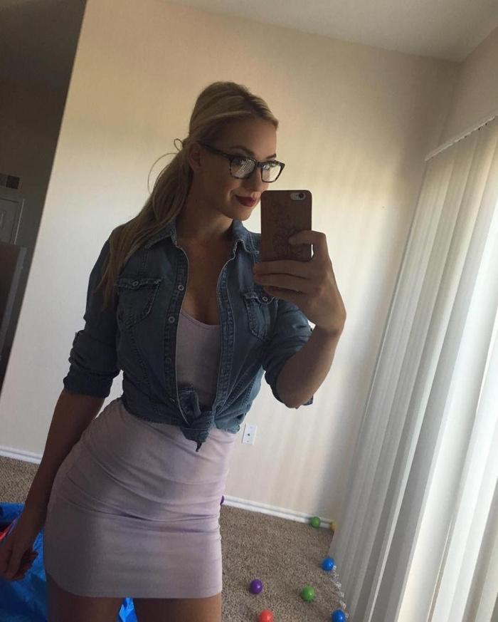Golfçü Paige Spiranac Instagramı salladı
