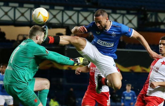 Rangers-Slavia Prag maçında sakatlık... Ondrej Kolar, hastaneye kaldırıldı