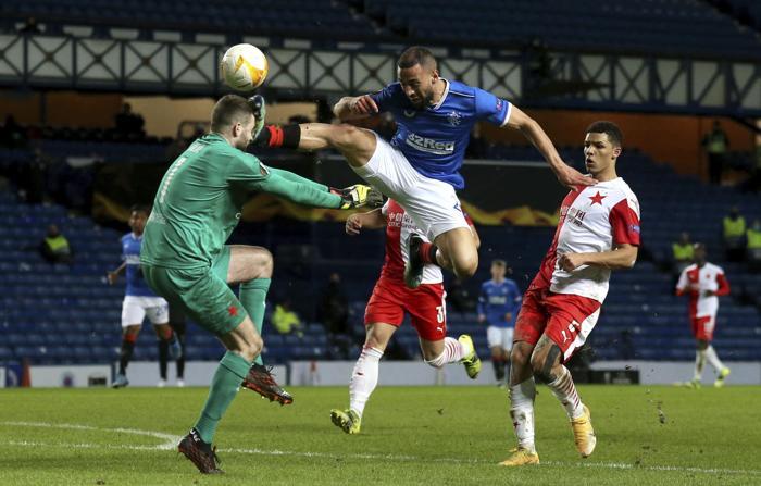 Rangers-Slavia Prag maçında sakatlık... Ondrej Kolar, hastaneye kaldırıldı