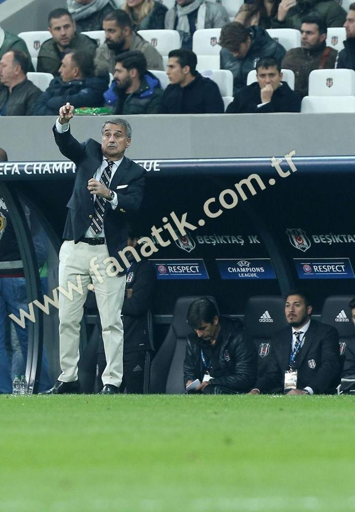Beşiktaş-Napoli maçından kareler