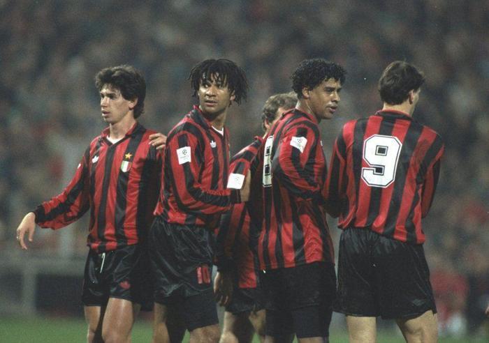 AC Milan ( Demetrio Albertini, Franco Baresi, Ruud Gullit, Frank Rijkaard, Marco van Basten) — 1992