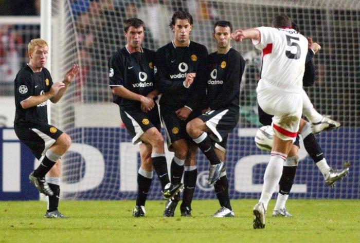 Manchester United (Paul Scholes, Roy Keane, Ruud van Nistelrooy, Ryan Giggs, Cristiano Ronaldo) — 2003