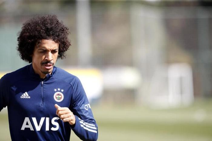 Fenerbahçede Erol Buluttan sürpriz karar Kulübede olacak...