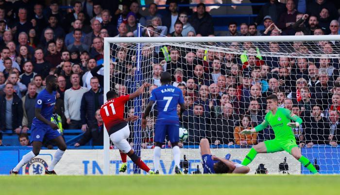 Chelsea Manchester United maçında Jose Mourinhoyu çıldırtan olay
