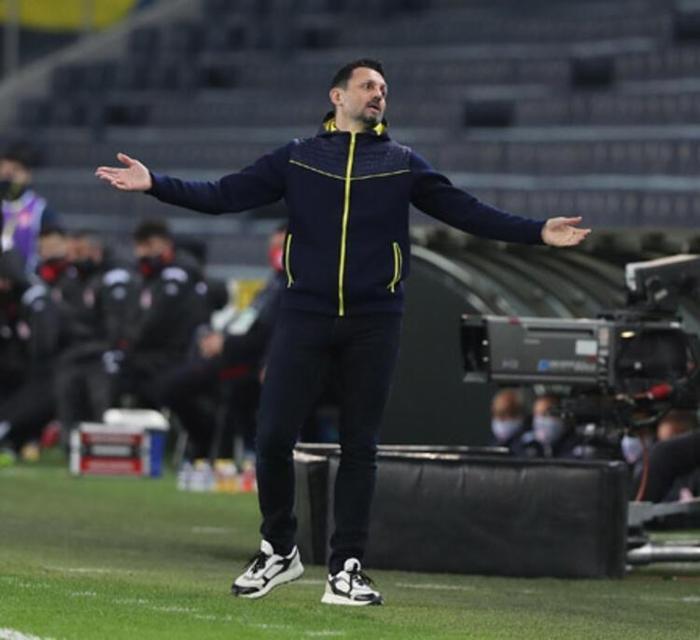 Fenerbahçede Erol Buluttan sürpriz karar Kulübede olacak...