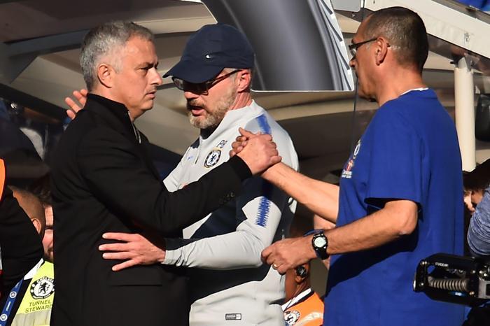 Chelsea Manchester United maçında Jose Mourinhoyu çıldırtan olay